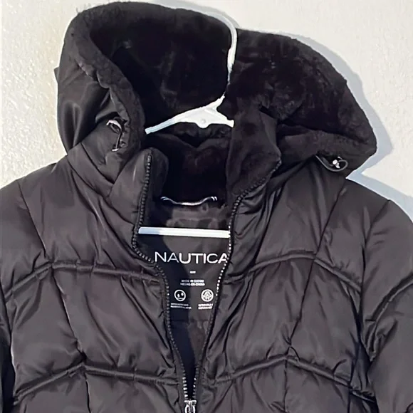 Nautica Black Puffer Jacket, Water Resistant, Size Medium, Like New - Picture 3 of 14